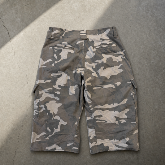 luri tech shorts