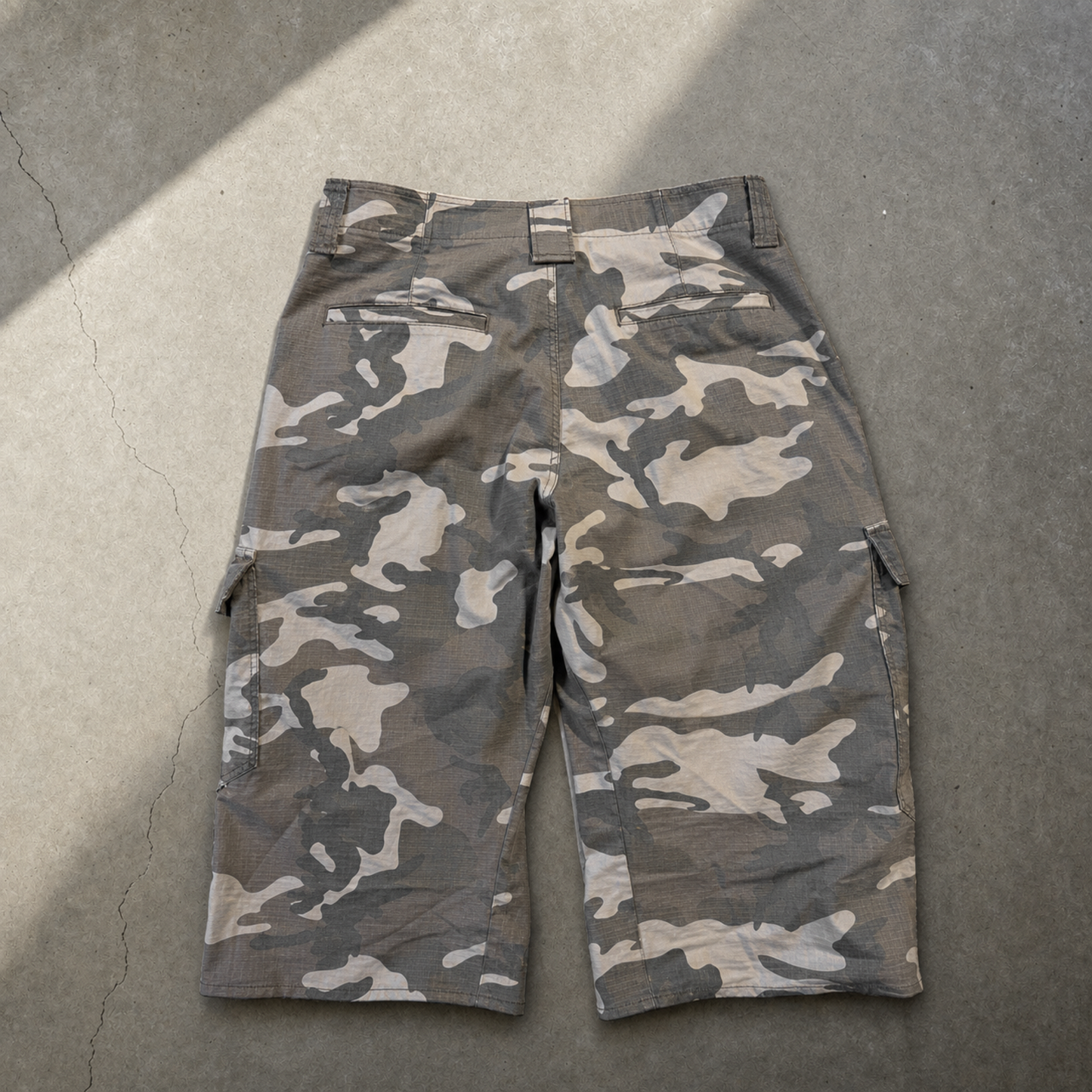luri tech shorts