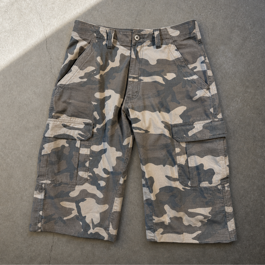 luri tech shorts